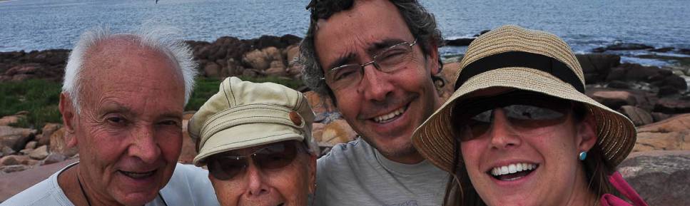 Chegando a Punta del Este, no litoral do Uruguai, uma selfie do 1000dias e seus hóspedes, o Joca e a Ixa, pais do Rodrigo